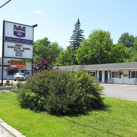 Knights Inn Arnprior Bagian luar foto
