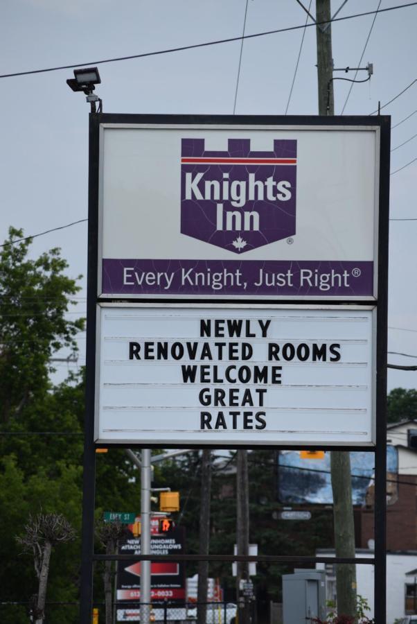 Knights Inn Arnprior Bagian luar foto